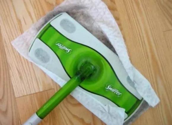 Dù nhà giàu đến đâu, tro hương đã đốt đừng vội vứt đi, không phải mê tín mà những công dụng sẽ khiến bạn kinh ngạc