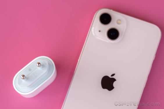 Giá đập hộp iPhone 13 giảm khủng, xả kho chỉ từ 12 triệu ngon bổ rẻ vô địch tháng 01/2025