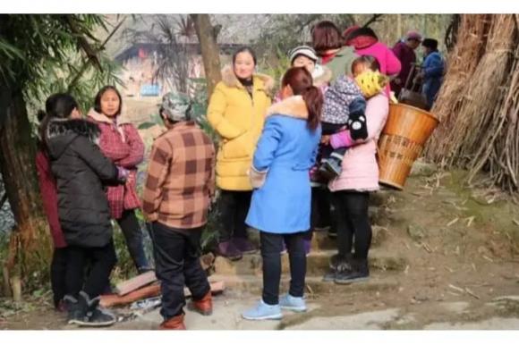 3 nỗi niềm giấu kín của người già, thà 'mang xuống mồ' còn hơn chia sẻ với con cháu