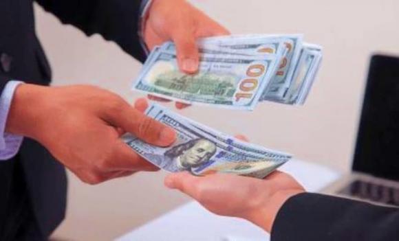 C&#xE1;c c&#x1EE5; khuy&#xEA;n b&#x1EA3;o: &#x27;Ti&#x1EC1;n kh&#xF4;ng vay hai, r&#x1B0;&#x1EE3;u kh&#xF4;ng u&#x1ED1;ng ba, &#x111;&#x1B0;&#x1EDD;ng kh&#xF4;ng &#x111;i b&#x1ED1;n&#x27; &#x111;&#x1EEB;ng &#x111;&#x1EC3; ph&#x1EA1;m ph&#x1EA3;i, h&#x1ED1;i h&#x1EAD;n c&#x1EA3; &#x111;&#x1EDD;i