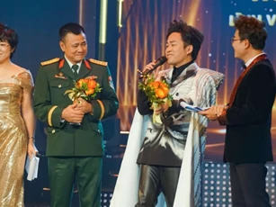 Tùng Dương được vinh danh “Ca sĩ nổi bật năm 2024” của Bộ Văn hoá