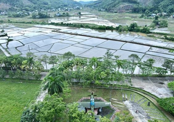 Sân bay quốc tế đầu tiên của Việt Nam: Được xây nhanh nhất thế giới, nằm ở nơi ít ai nghĩ đến