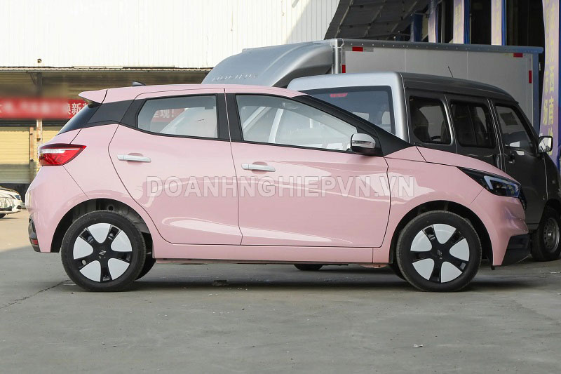 Xe hatchback vượt trội Kia Morning, giá hơn 200 triệu đồng