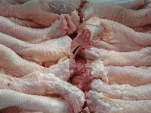 Có 3 phần “bẩn” nhất của gà, dù ngon đến mấy cũng không nên ăn, ăn lâu dài rất hại cơ thể
