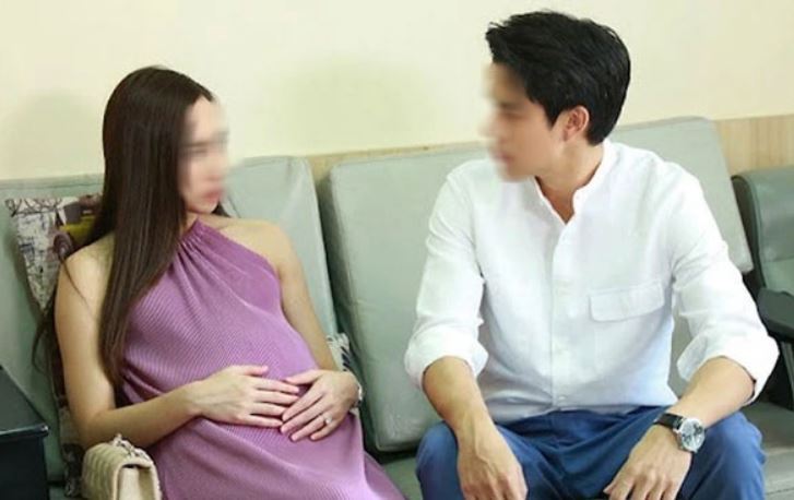 Đi khám thai, tôi "chết khiếp" khi gặp lại người bác sĩ cũ, và chồng tôi lại vui vẻ hỉ hả mà không hề hay biết bí mật động trời