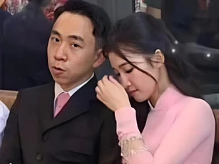 Khoảnh khắc tình tứ hiếm hoi của Á hậu Phương Nhi và thiếu gia Minh Hoàng trong thời gian yêu đương kín tiếng