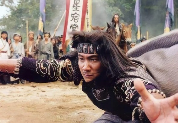 V&#xF5; c&#xF4;ng c&#x1EE7;a Kim Dung: V&#xEC; sao V&#xF4; Danh Th&#x1EA7;n T&#x103;ng cho r&#x1EB1;ng H&#xE0;ng Long Th&#x1EAD;p B&#xE1;t Ch&#x1B0;&#x1EDF;ng l&#xE0; thi&#xEA;n h&#x1EA1; &#x111;&#x1EC7; nh&#x1EA5;t?