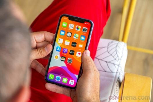 ‘Vua iPhone giá rẻ’ iPhone 11 vẫn còn hàng mới fullbox, giá đập hộp dưới 9 triệu có tính năng xịn như iPhone 16