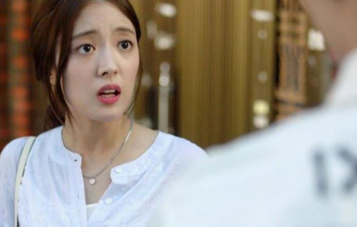 Chồng cũ bất ngờ đòi chia nửa căn nhà, dọa quấy phá nếu không được đáp ứng