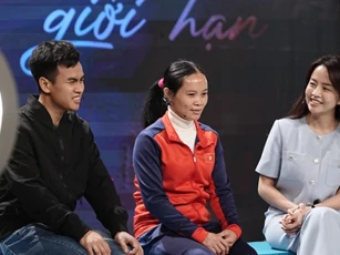 Không giới hạn: Người phụ nữ khiếm thị chinh phục đường chạy marathon