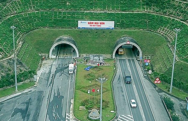 Hầm xuyên núi nghìn tỷ của Việt Nam hiện đại nhất Đông Nam Á, thuộc hàng top thế giới, được thiết kế vĩnh cửu