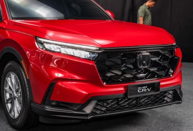 Nhiều hãng ô tô điều chỉnh giá bán dịp trước Tết