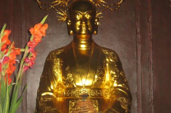 Vị quốc sư duy nhất ở Việt Nam được tôn làm thánh: Được vua ban quốc tính, chữa bệnh hóa hổ cho vua