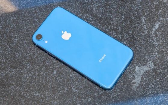 Quên iPhone SE 4 đi, iPhone XR cũng giống đến 90% nhưng giá chỉ hơn 4 triệu, trang bị vẫn ngon đét