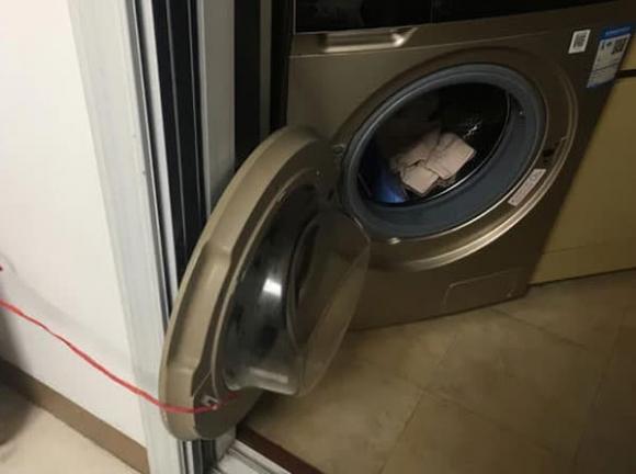 Sau khi sử dụng máy giặt nên mở hay đóng nắp? Không phải mê tín đâu, nhiều người đã làm sai