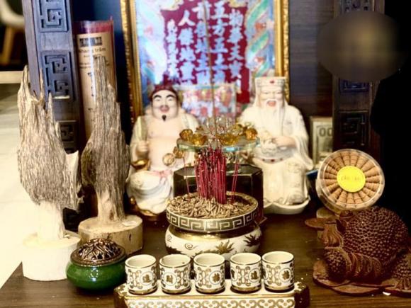 Đốt trầm trên bàn thờ có nên hay không? Ngày Rằm và khi cúng tất niên gia chủ nên lưu ý