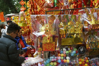 Tết ông Công ông Táo: Hàng hóa phong phú, giá không tăng
