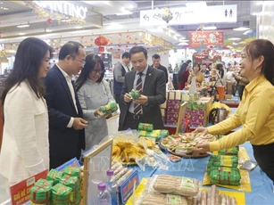 Sản phẩm OCOP tưng bừng chào Tết