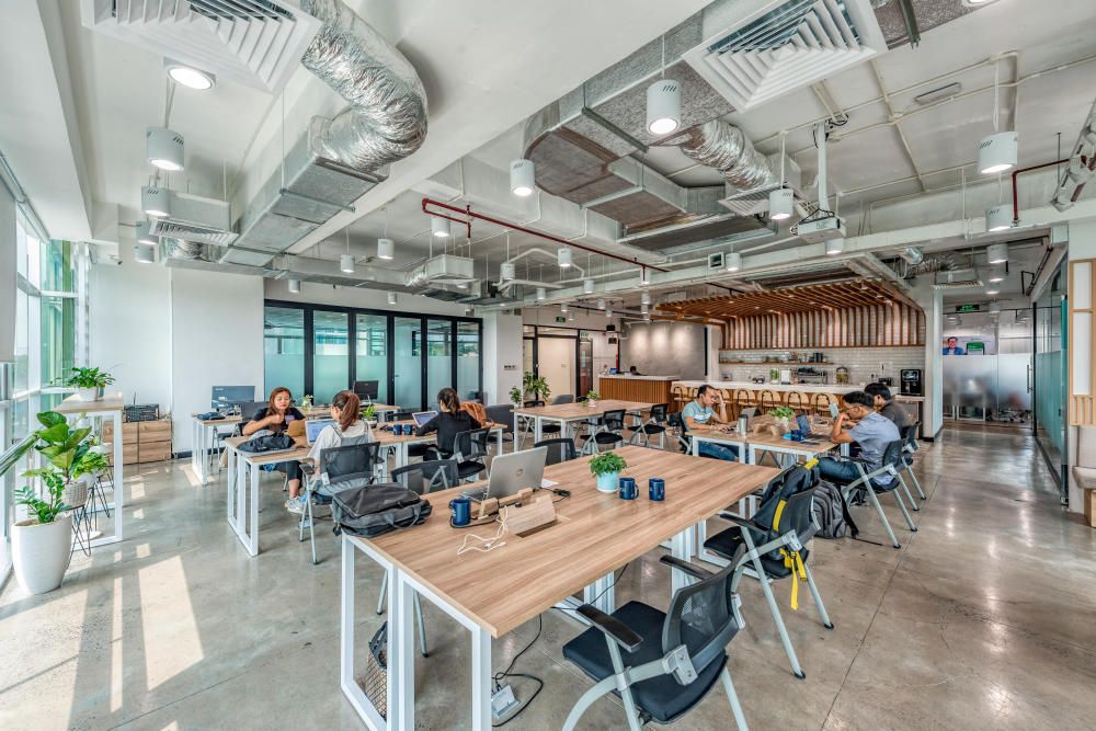 Thị trường cho thuê văn phòng cạnh tranh gay gắt