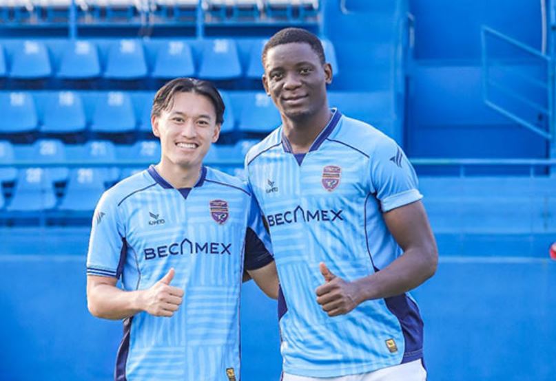 Hậu vệ Việt kiều cao 1m75 vừa cập bến V.League là ai?