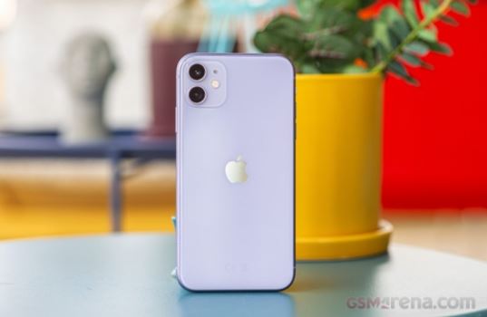 iPhone 13, iPhone 12, iPhone 11 mới đập hộp siêu rẻ cận Tết, vẫn là tam vương giá rẻ số một Việt Nam