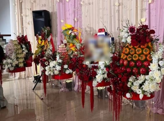 Lộ ảnh bên trong lễ ăn hỏi của Phương Nhi và Minh Hoàng, 1 chi tiết thể hiện rõ tâm ý nhà vị tỷ phú