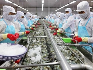 Xuất khẩu sang Mỹ tăng trưởng nóng, doanh nghiệp cần lưu ý gì?