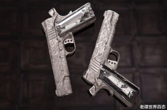 Khẩu súng đắt nhất thế giới trị giá hơn 110 tỷ: Chỉ vài người có khả năng mua, làm bằng chất liệu độc nhất