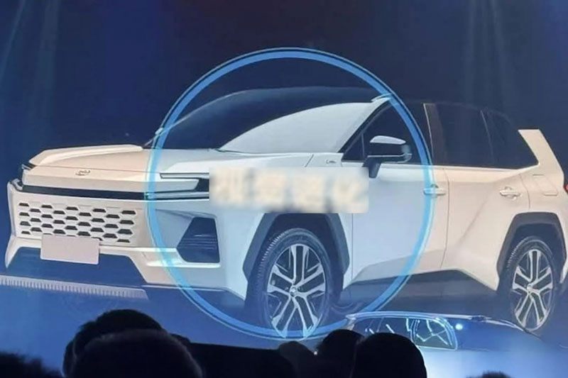 Toyota RAV4 2026 lộ diện qua hình ảnh rò rỉ: Thiết kế mới góc cạnh và hiện đại hơn