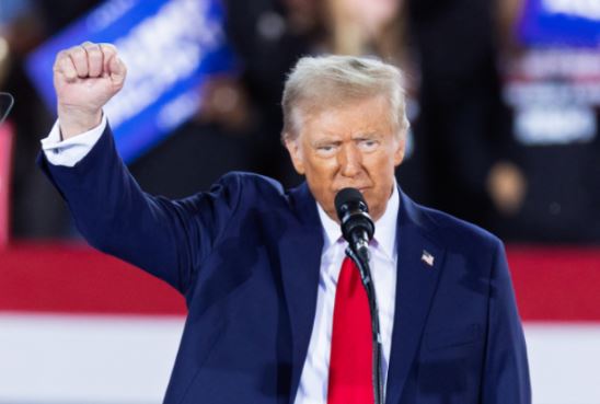 Tổng thống Donald Trump có tuyên bố gây ngỡ ngàng sau tuyên bố rút Mỹ khỏi WHO