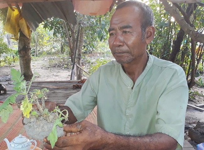 Gia tộc 4 đời hoá giải nọc rắn cứu người bằng chiếc lưỡi đen ở vùng Bảy Núi