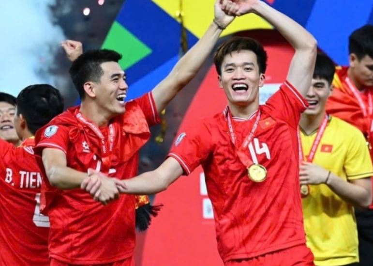 Trụ cột ĐT Việt Nam gây bất ngờ, phản ứng khó tin về danh hiệu Quả bóng Vàng 2024