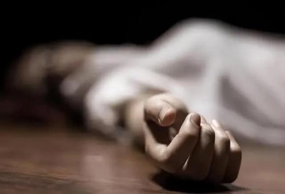 Tại sao người ta rơi nước mắt trước khi chết? Chính xác thì bạn đã nhìn thấy gì? Khoa học đưa ra câu trả lời thực sự