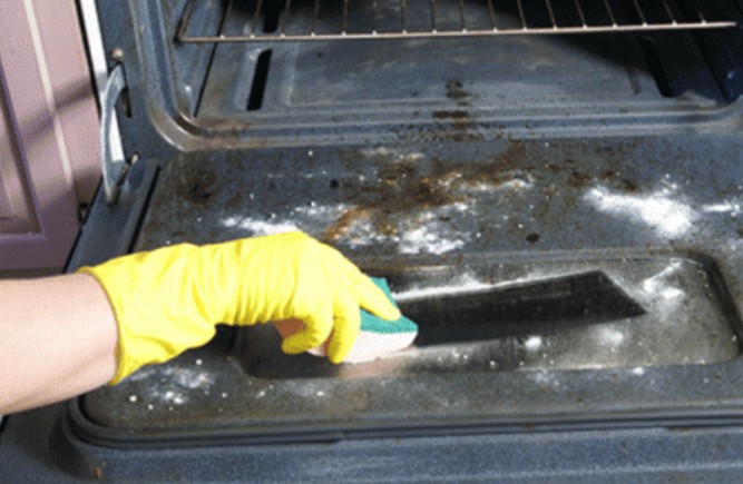 Những người ghét lau lò nướng sẽ yêu thích mẹo hay ho này