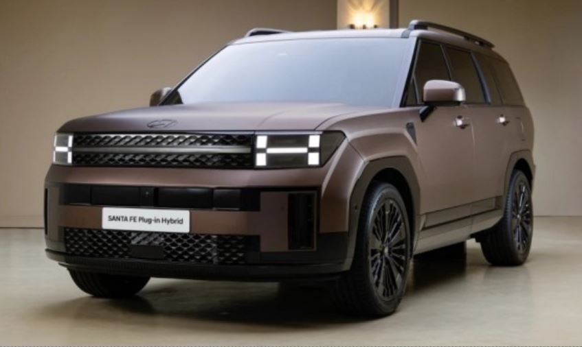 Hyundai Santa Fe bản tiết kiệm xăng lộ diện, có thể chạy 100 km ở chế độ thuần điện