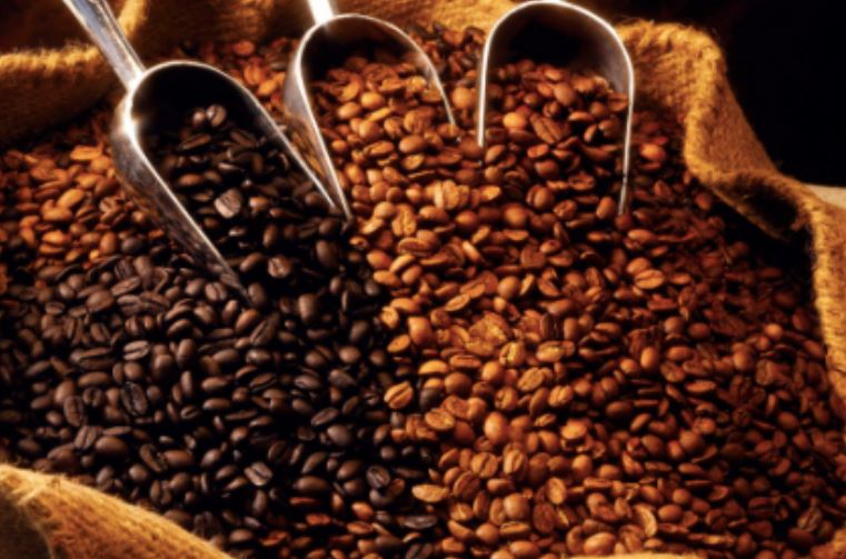 Gi&#xE1; c&#xE0; ph&#xEA; h&#xF4;m nay ng&#xE0;y 4/2: Gi&#xE1; c&#x1EA3; t&#x103;ng gi&#x1EA3;m &#x2018;ch&#xF3;ng m&#x1EB7;t&#x2019;, ng&#x1B0;&#x1EDD;i d&#xE2;n bu&#x1ED3;n vui l&#x1EAB;n l&#x1ED9;n