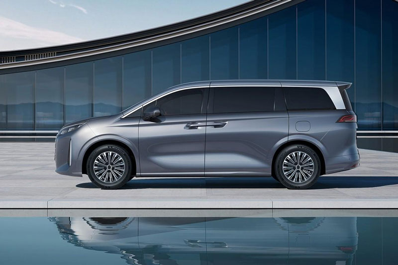 Xe MPV ‘đắt hàng như tôm tươi’ nhờ công suất 428 mã lực, siêu tiết kiệm xăng, nội thất sang chảnh, giá ‘hạt dẻ’