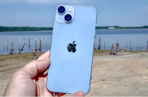 Giá iPhone 14 đập hộp tháng 2/2025 giảm thủng sàn, rẻ như rau quyết hạ đo ván Galaxy S24, Xiaomi 14