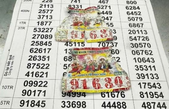 Tiếc đứt ruột 2 tờ vé số trúng độc đắc 4 tỷ nhưng bị rách nát, bất ngờ nhất thông tin về chủ nhân