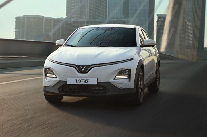 Từ tháng 3/2025, ô tô điện tại Việt Nam sẽ không còn được miễn 100% lệ phí trước bạ