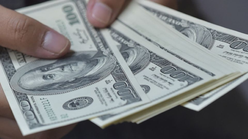 Giá ngoại tệ ngày 5/2/2025: USD giảm nhẹ sau chính sách áp thuế của ông Donald Trump