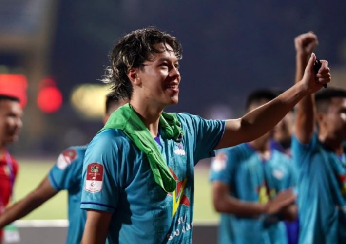 Được tiến cử lên ĐT Việt Nam, sao Việt kiều bất ngờ bắn tín hiệu đến HLV Kim Sang-sik