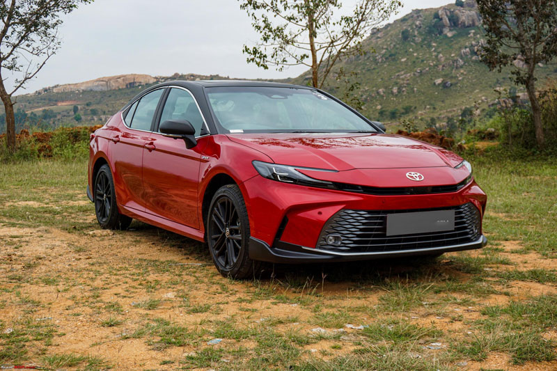 Top 10 xe hơi cỡ trung bán chạy nhất thế giới: Toyota Camry thống trị