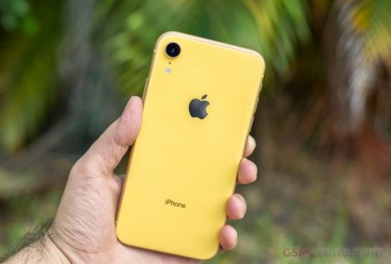 Bảng giá iPhone X khai xuân sau Tết: iPhone XR rẻ như bèo, iPhone XS Max vài triệu vẫn ngon