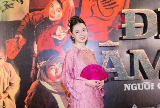 Netizen phát hiện ra chi tiết nghi vấn Midu đang mang thai con đầu lòng?