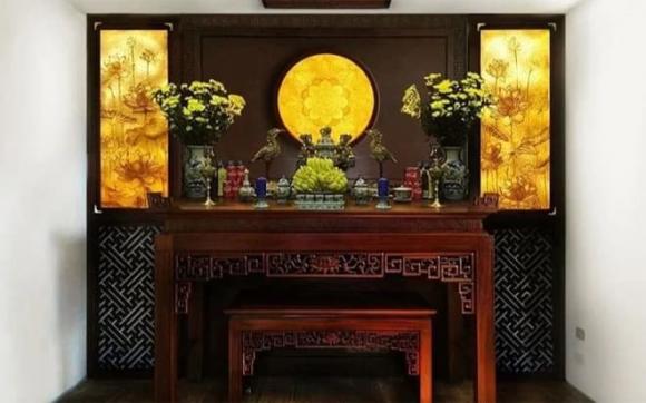 3 thứ không nên đặt dưới chân bàn thờ, càng để càng dễ hao tài tán lộc, nhớ tránh xa