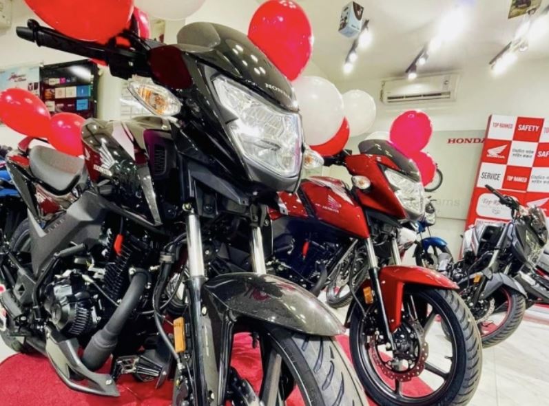 Honda mở bán ‘vua côn tay’ 163cc mới thể thao hơn Winner X: Giá rẻ 43 triệu đồng, đại chiến Exciter