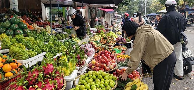 Sôi động thị trường phục vụ ngày Rằm tháng Giêng