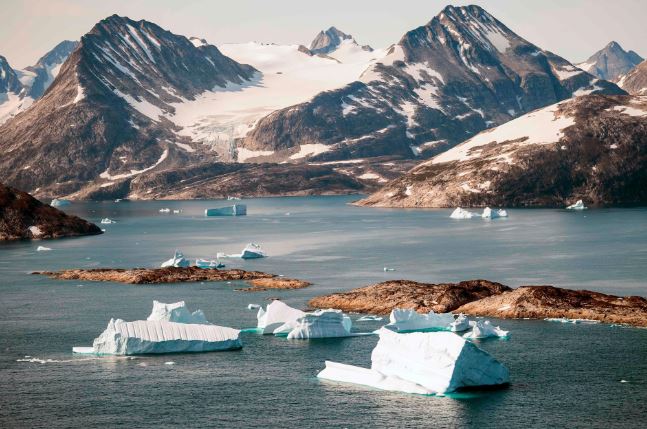 Hòn đảo có diện tích gấp 6 lần Việt Nam sở hữu "kho báu" dưới lòng đất siêu khủng: Kim loại hiếm gì cũng có, được ông Donald Trump săn đón