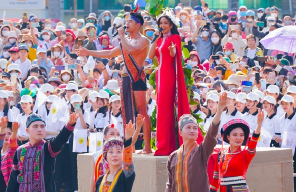 L&#x1EC5; h&#x1ED9;i C&#xE0; ph&#xEA; Bu&#xF4;n Ma Thu&#x1ED9;t 2025: K&#x1EBF;t n&#x1ED1;i &#x111;&#x1EA7;u t&#x1B0;, m&#x1EDF; r&#x1ED9;ng th&#x1ECB; tr&#x1B0;&#x1EDD;ng